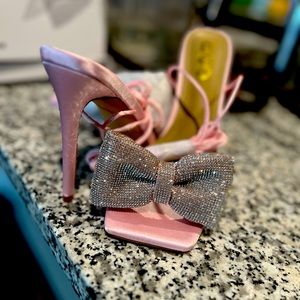 Diamonte bow heels (EGO OFFICIAL)